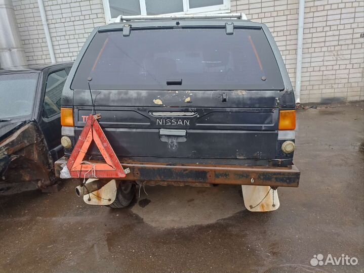 Разбор Ниссан Террано 1 дизель тд27 по запчастям