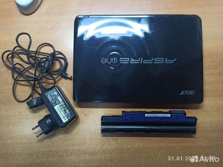 Нетбук Acer aspire one