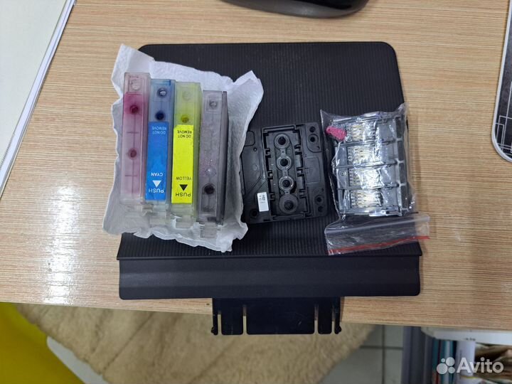 Принтер epson t27 на запчасти
