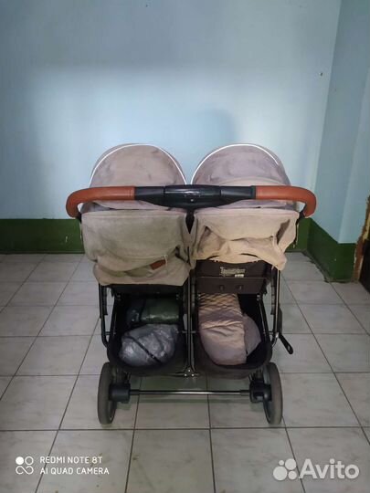Коляска для двойни