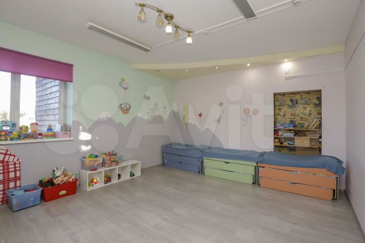 Свободного назначения, 319 м²