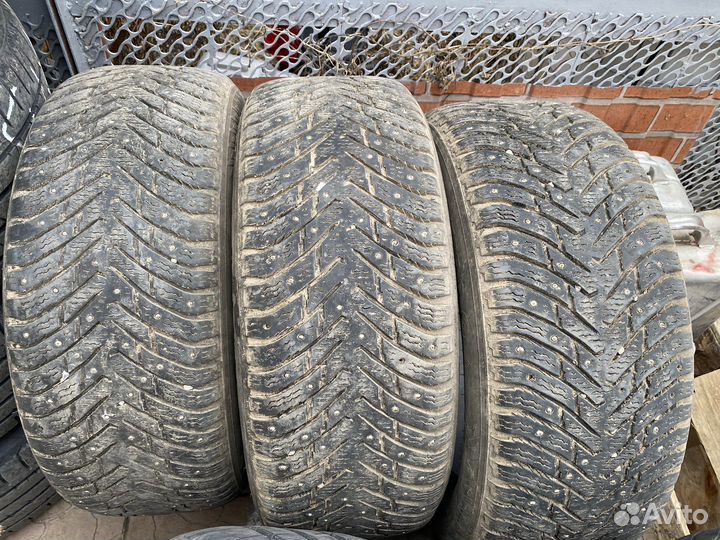 Nokian Tyres Hakkapeliitta 9 225/55 R17