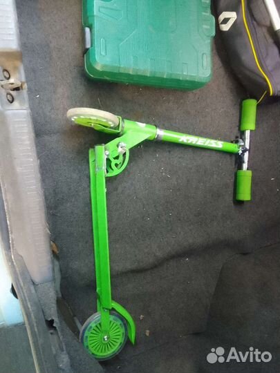 Продам детский самокат до 7 лет