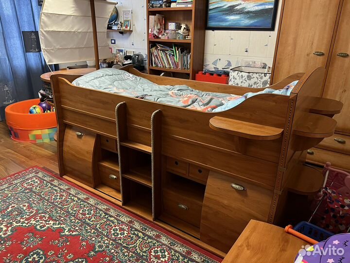 Детский мебельный гарнитур Gautier (Франция)