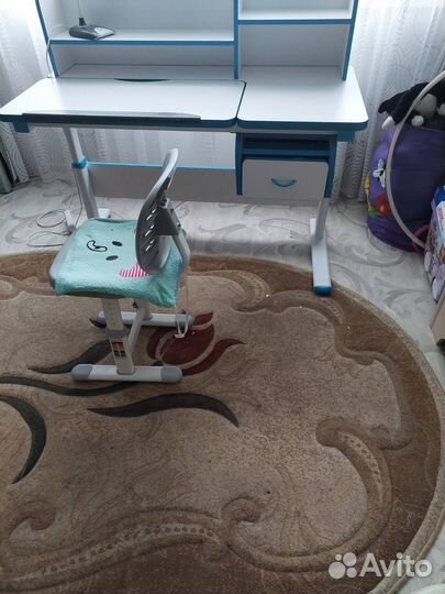 Растущая парта и стул бу