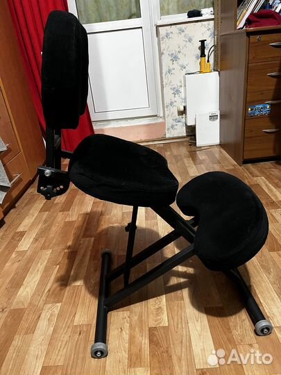 Ортопедический стул для школьника