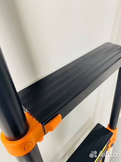 Лестница телескопическая усиленная Raybe S+ 2.3м