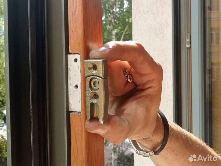 Ремонт пластиковых окон / Алюминиевых / Пвх дверей