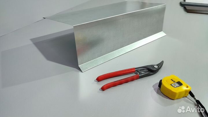 Торцевая планка из стали