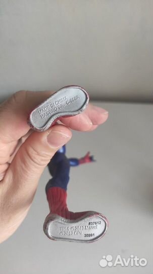 Фигурка Человек паук marvel hasbro 21 см