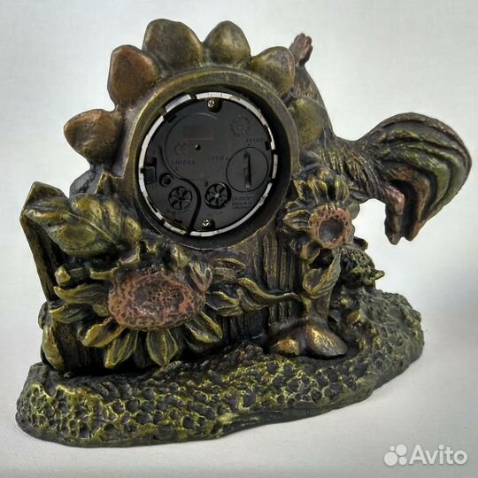 Часы-будильник 