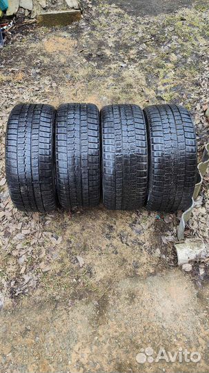 Dunlop Winter Maxx WM01 245/40 R18