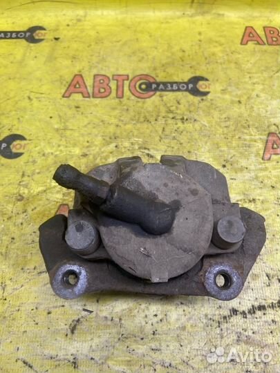 Суппорт передний правый Bmw 5-Series E39 M52B25