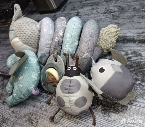 Подвески, погремушки, игрушки 0+