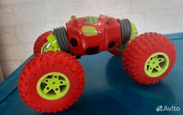 Машинки на пульте управления