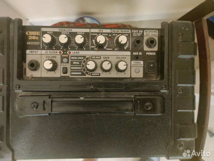 Комбо усилитель Roland Cube
