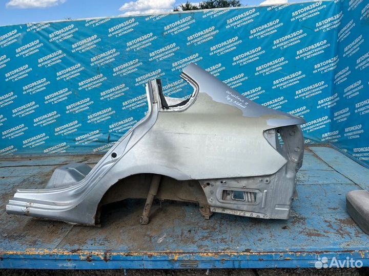 Задняя левая четверть Renault Symbol 2 седан 2008