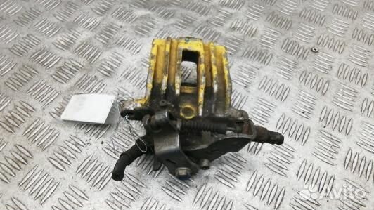 Суппорт тормозной задний правый audi A4 B7 (PML23O