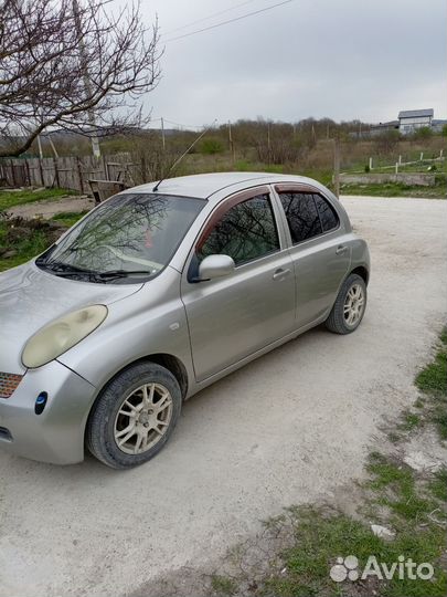 Nissan March 1.2 AT, 2003, 150 034 км