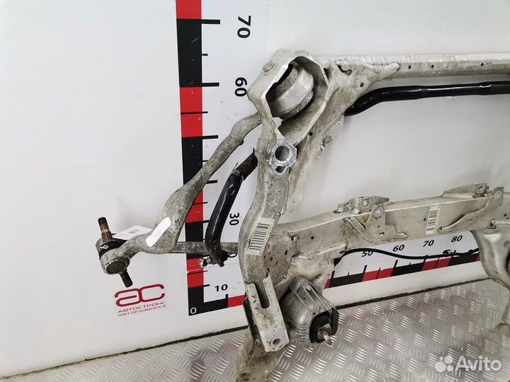 Балка для BMW 3-Series (E90/E91/E92/E93)