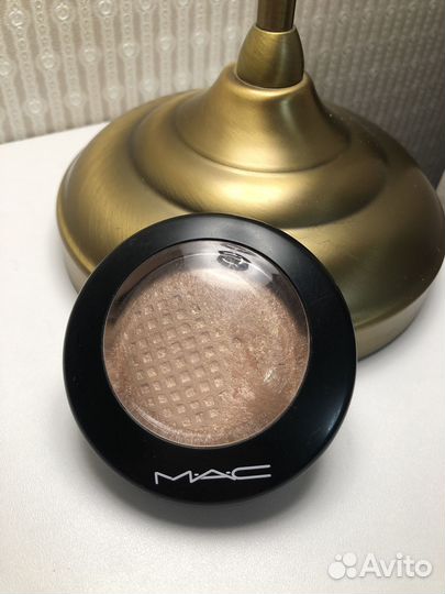 Mac перламутровая пудра Soft&Gentle