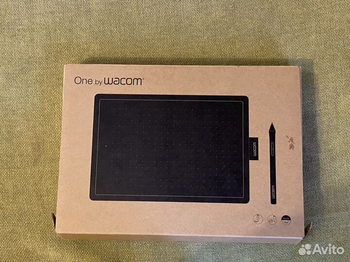 Графический планшет Wacom One Medium большой