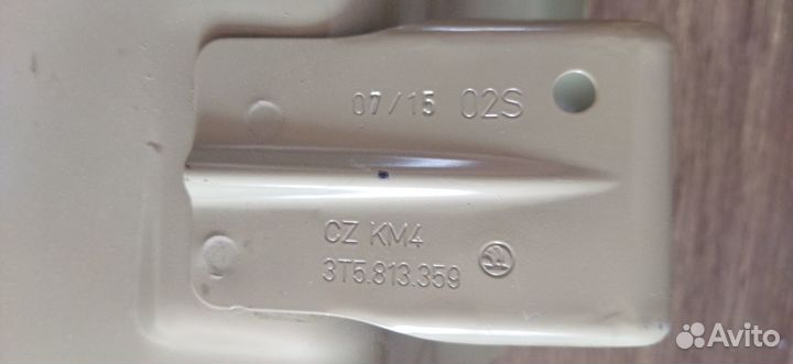 Задняя панель Skoda Superb 2 (2011) VAG 3T5813301A