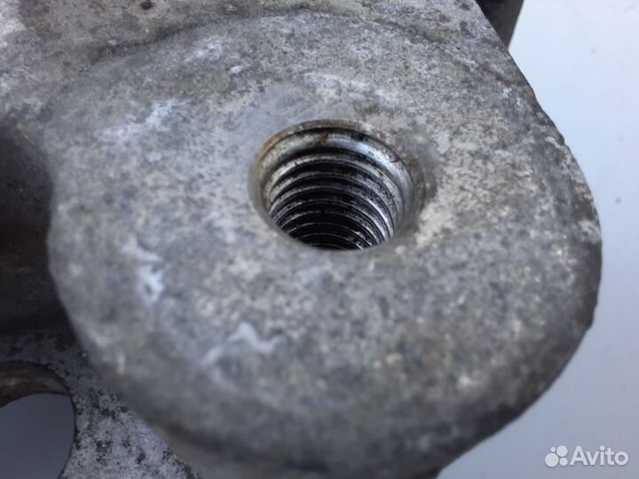 Кронштейн опоры двигателя Fiat Punto 3