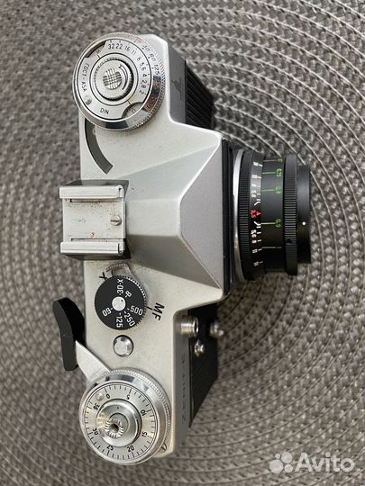 Плёночный фотоаппарат zenit E