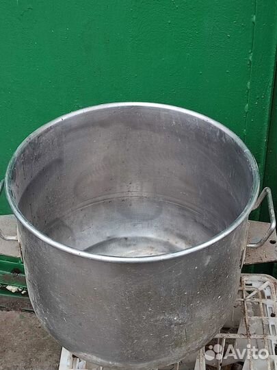 Продается чан из нержавеющей стали 30л