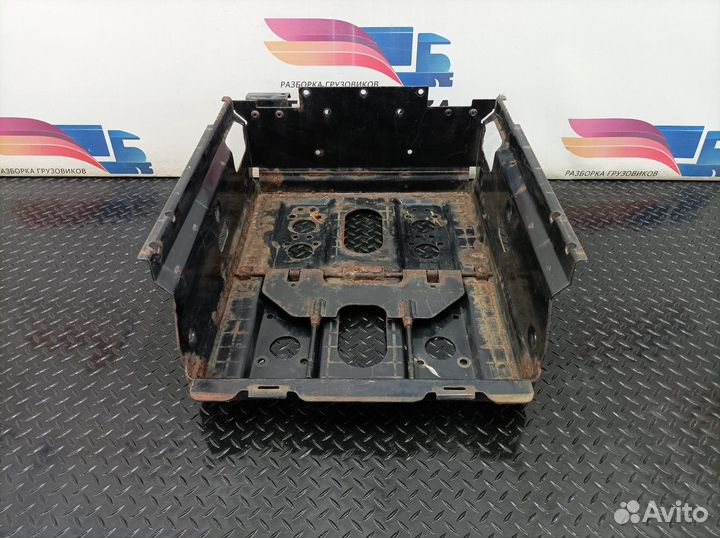 Ящик акб Daf XF105