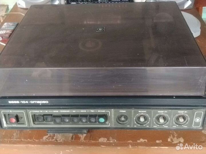 Проигрыватель винила Вега 104