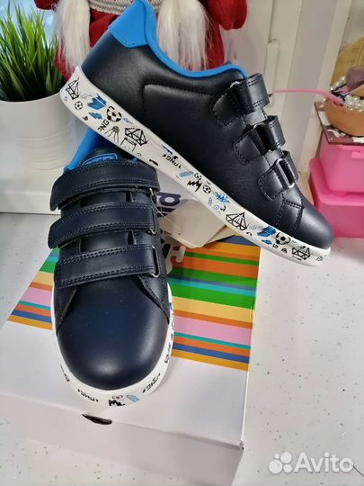 Кроссовки для мальчика