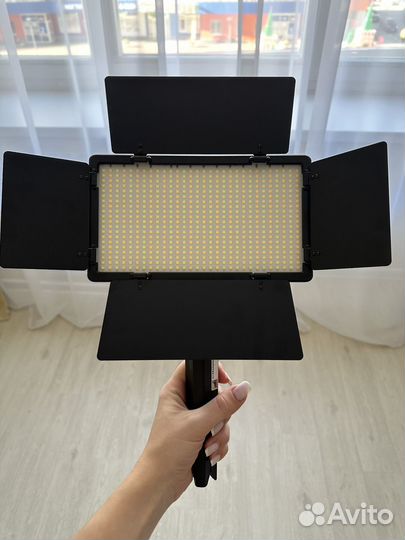 Видеосвет Pro LED 600