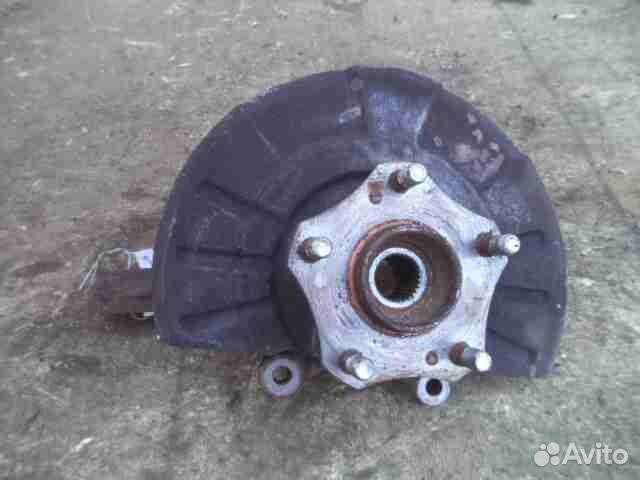 Кулак поворотный правый Suzuki Grand Vitara 2 JT