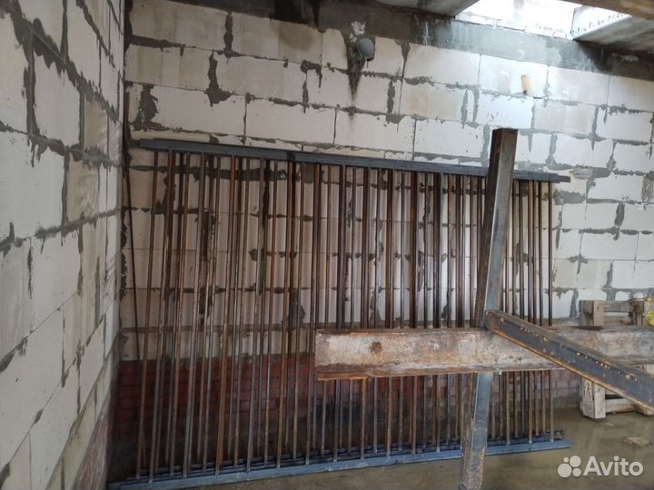 Электрогазосварщик накс