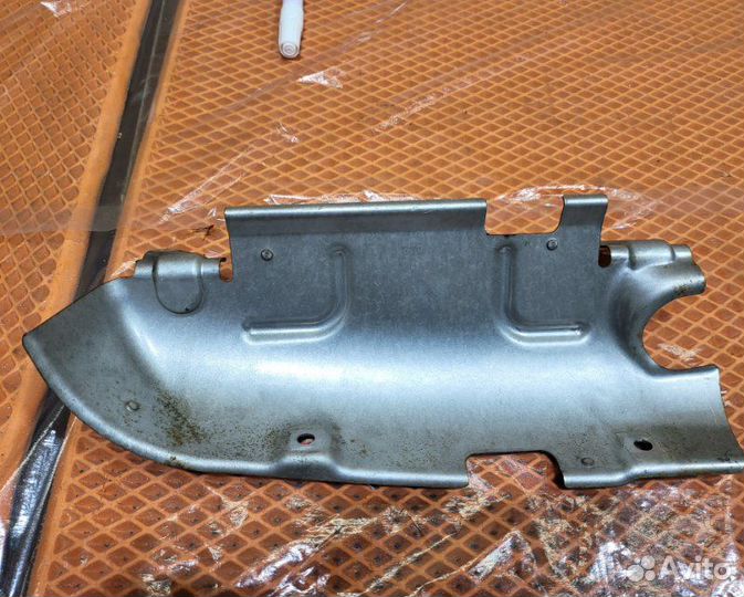 Экран тепловой Audi A6 C6 4F AUK 2007