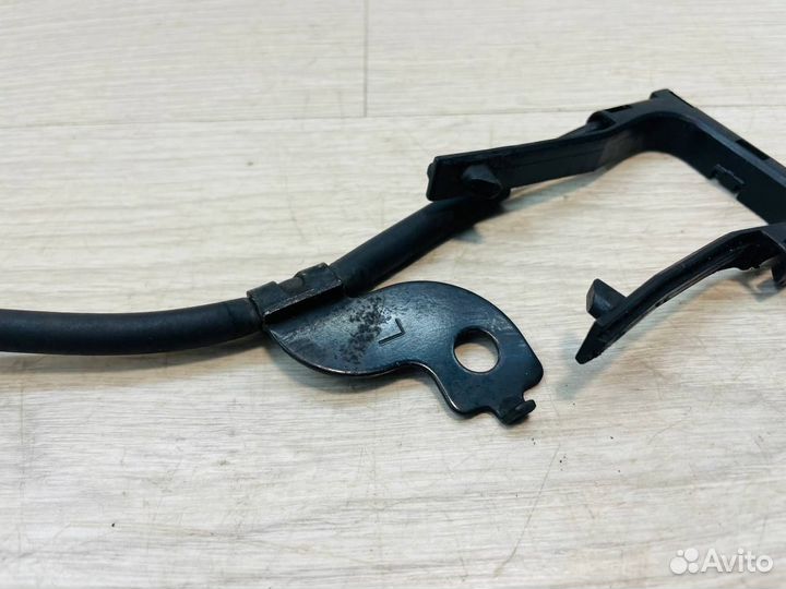 Датчик abs передний левый Mitsubishi Lancer 10
