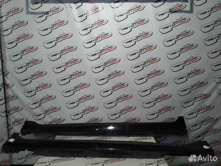 Порог пластик lexus LS460 LS600H USF40 USF41 USF45