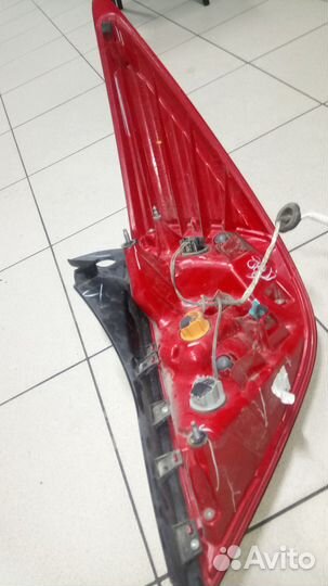 Фонарь задний Nissan tiida