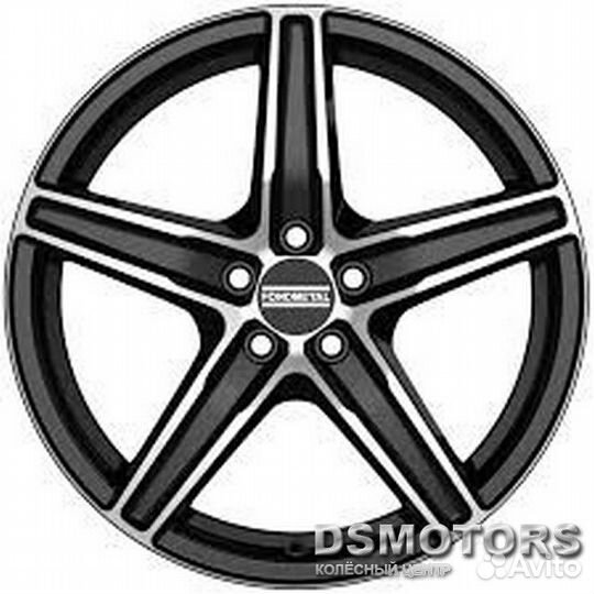 Диски 8100 7.0/17 5x114.3 ET40 d67.2 glossy black
