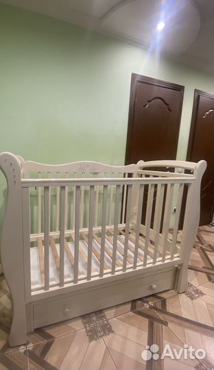 Детская кроватка