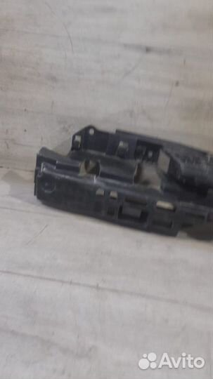 Кронштейн заднего бампера задний Peugeot 508 С