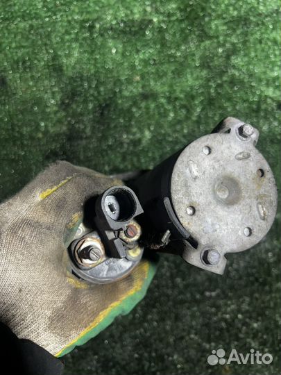 Стартер Volkswagen Caddy 3 1.6 BSE