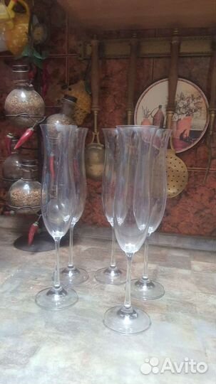 Набор бокалов для вина