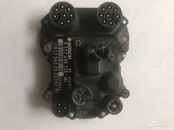 Коммутатор Мерседес W124.300 KE двигатель 104.980