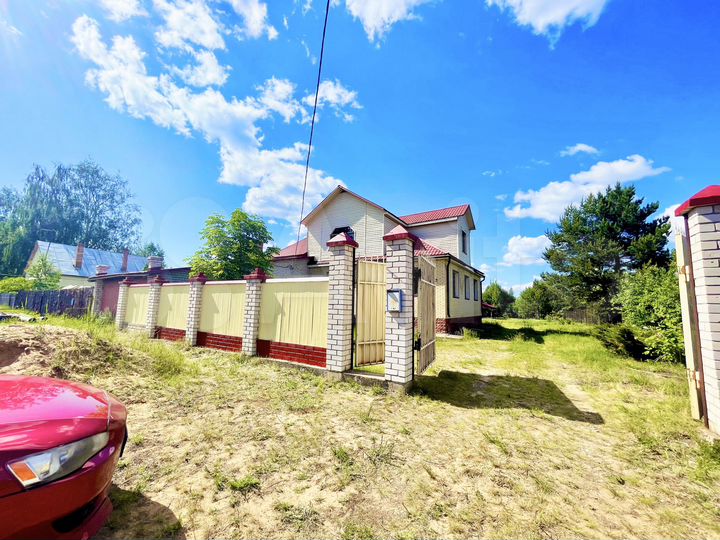 Дом 307,2 м² на участке 23 сот.