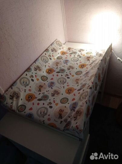 Доска для пеленания на кроватку