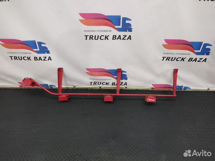 1687641 Кронштейн проводки левый Daf XF105