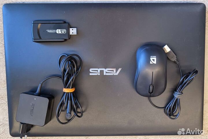 Ноутбук Asus F553M